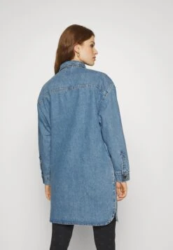 Lee Elongated Overshirt - Chemisier - Marine Blue -Lee Boutique 031e6e80398a408f904756cfccb4c84f