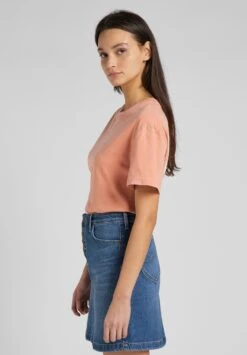 Lee Crew Neck Tee - T-Shirt Imprimé - Coral 11 Lee Crew Neck Tee - T-Shirt Imprimé - Coral -Lee Boutique 0919bfabd75b451d937b1736a67a05f3
