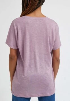 Lee V Neck - T-Shirt Basique - Violett -Lee Boutique 0aa0a009874c49cb96b350e9a4cc8aec