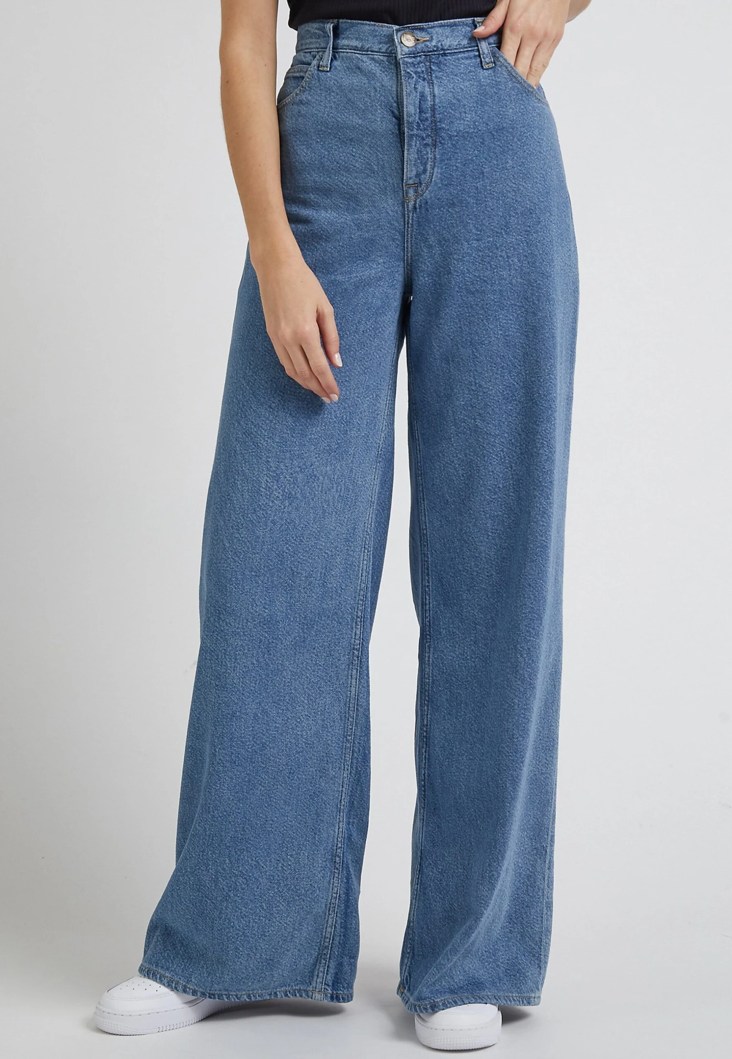 Lee Drew - Jean Flare - In The Glory 3 Lee Drew - Jean Flare - In The Glory