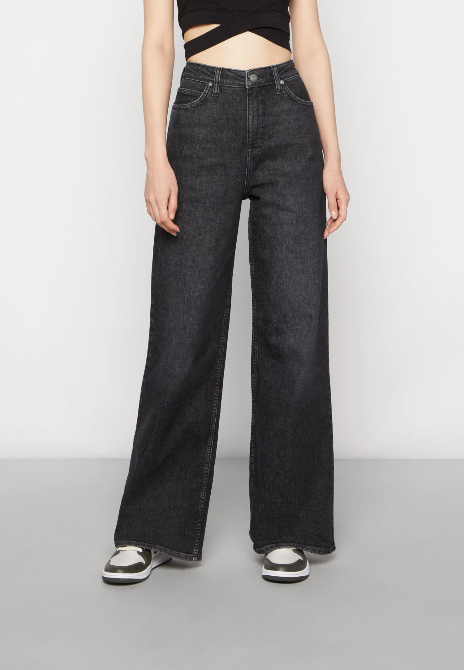 Lee Stella A Line - Jean Boyfriend - Black Denim 3 Lee Stella A Line - Jean Boyfriend - Black Denim