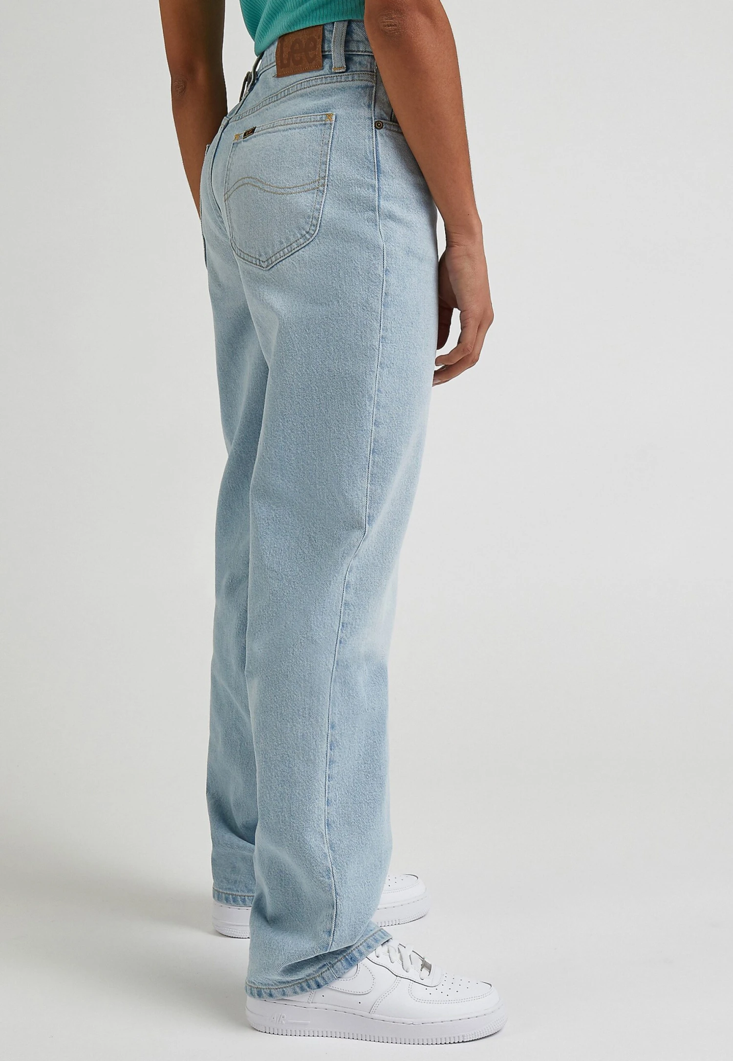 Lee Jane - Jean Droit - Soft Diffused 6 Lee Jane - Jean Droit - Soft Diffused – Image 4