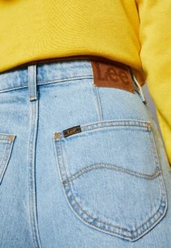 Lee Stella A Line - Jean Flare - Light Alton -Lee Boutique 284d67b236614db1aca8c0d2553efeb2