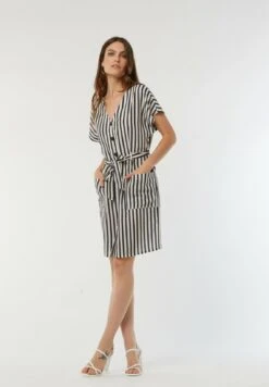 Lee Cooper Luzia - Robe Chemise - Marshmallow 14 Lee Cooper Luzia - Robe Chemise - Marshmallow -Lee Boutique 2acde37939d344ef90928434573e1a68