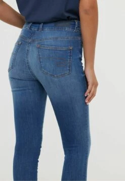 Lee Cooper Lc115F - Jean Slim - Medium Bright Blue 9 Lee Cooper Lc115F - Jean Slim - Medium Bright Blue -Lee Boutique 2d11765d697c4cdc8e0a031206236d92