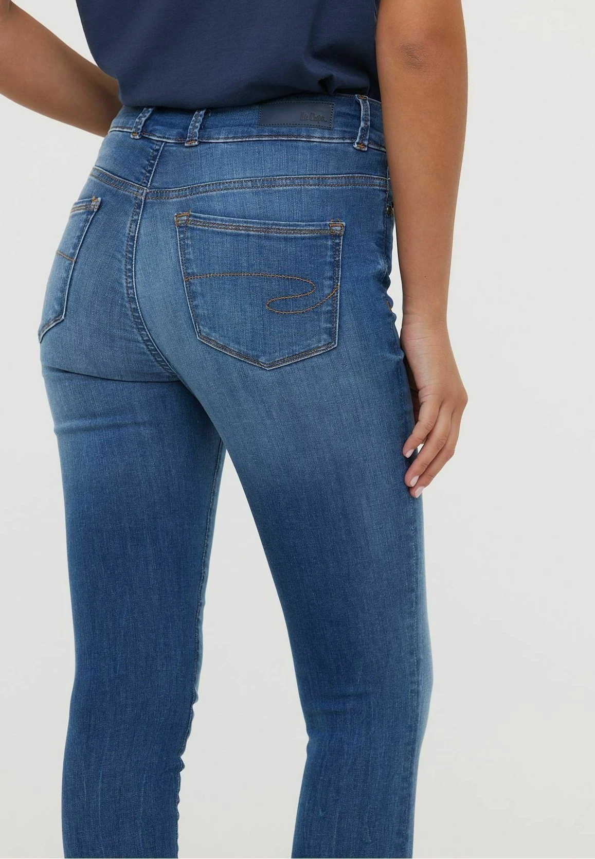 Lee Cooper Lc115F - Jean Slim - Medium Bright Blue 6 Lee Cooper Lc115F - Jean Slim - Medium Bright Blue – Image 4