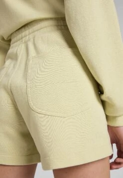 Lee Short - Canary -Lee Boutique 328a41267ef44a349c80a76214e80e85