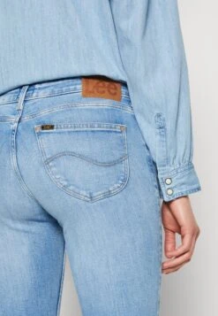 Lee Scarlett - Jeans Skinny - Rushing In Light -Lee Boutique 4d57a4e3f3214bcd98c8bde92ad7a0d7
