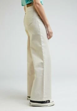 Lee Stella - Jean Flare - Ecru -Lee Boutique 53929b9446ad4c3b97036ad2ee64f743