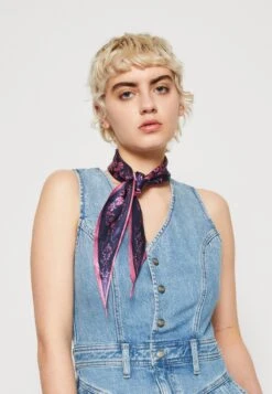 Lee Mini Dress - Robe En Jean - Frosted Blue -Lee Boutique 59df8b75019b4204a931e13c9f47705c