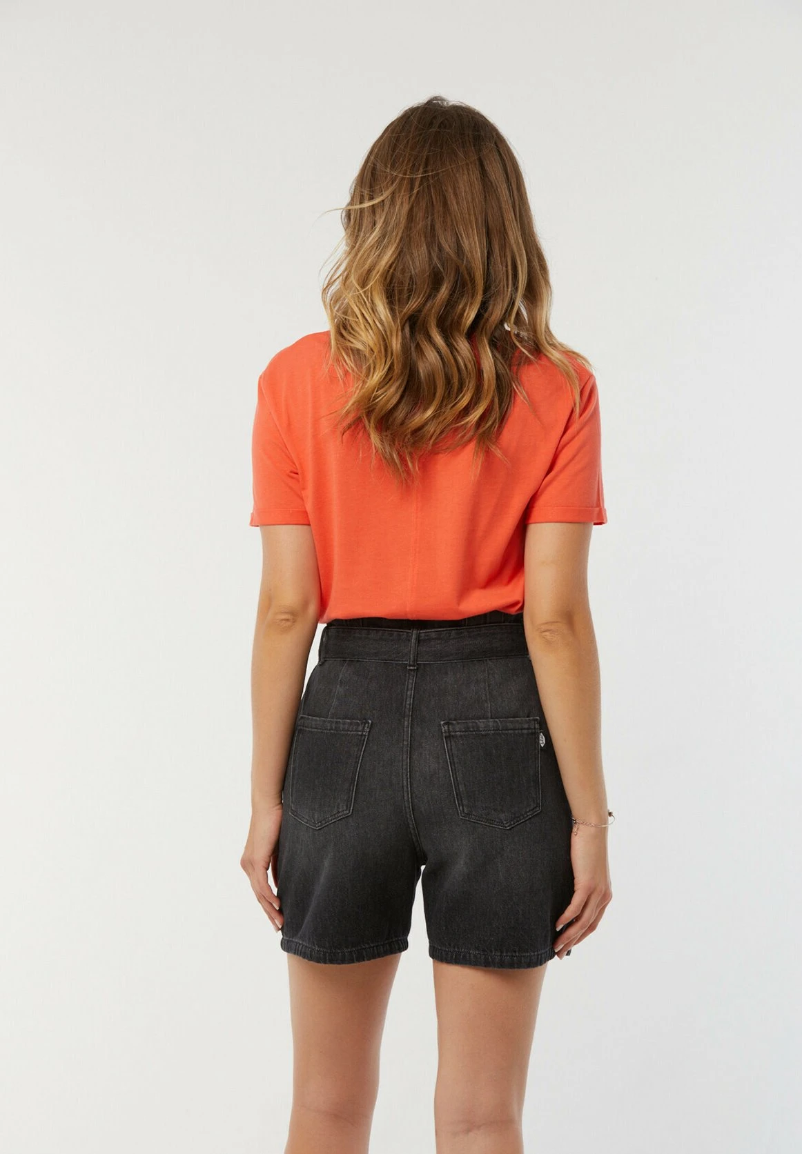 Lee Cooper Naris - Short En Jean - Noir 4 Lee Cooper Naris - Short En Jean - Noir – Image 2