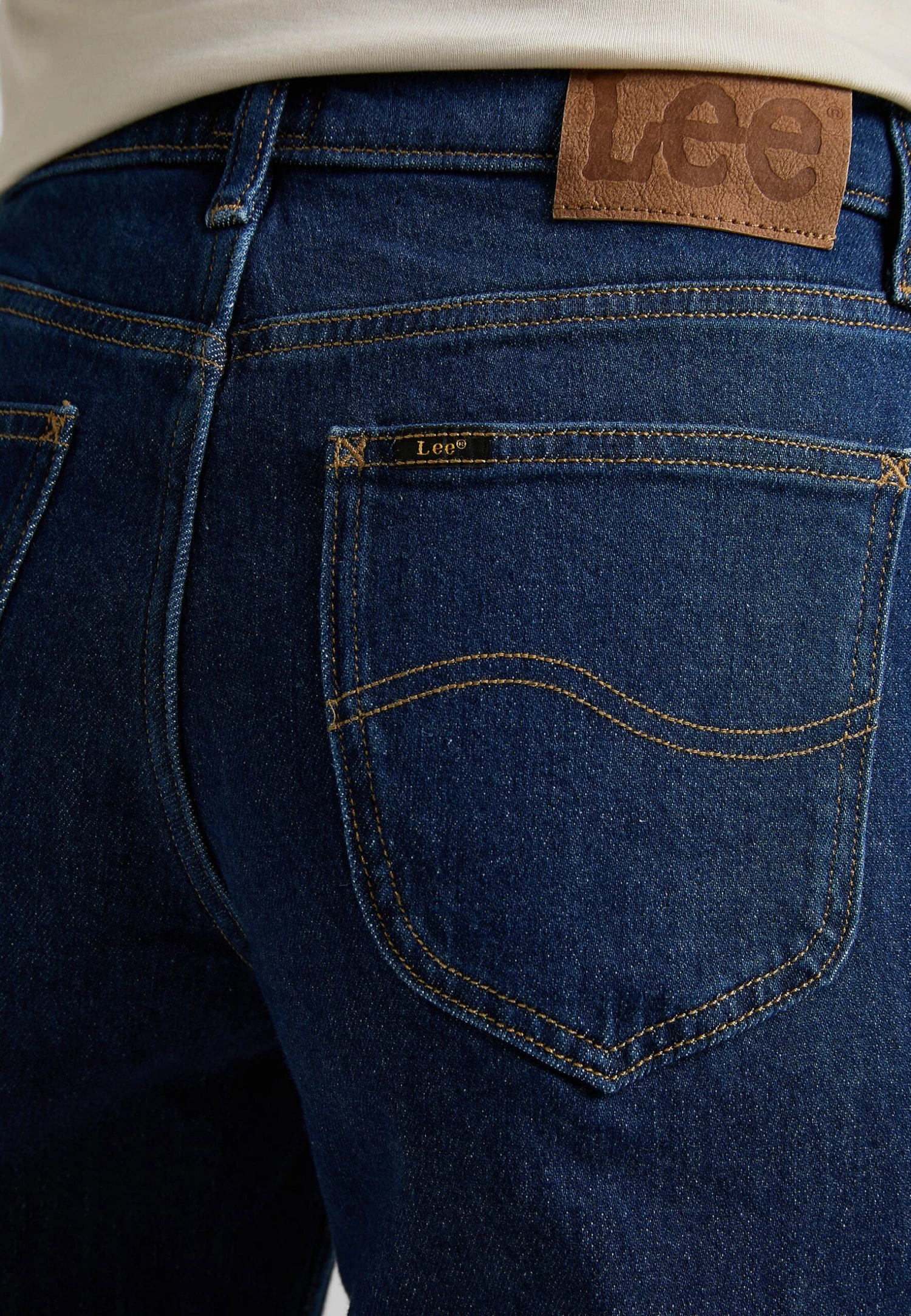 Lee Jane - Jean Droit - Dark Hydro 6 Lee Jane - Jean Droit - Dark Hydro – Image 4