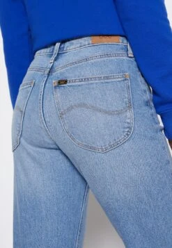 Lee Carol - Jean Droit - Mid Soho -Lee Boutique 692d2123cb9f481a90be20e07b399dec