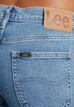 Lee Jane - Jean Droit - Partly Cloudy -Lee Boutique 6bcc328dbd384bbc97aa874229973d0e