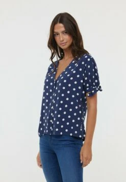 Lee Cooper Disia Mc - Blouse - Navy -Lee Boutique 70650ef2f5624b98a8b2a1a24674eaf8