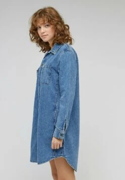 Lee Unionall - Robe En Jean - Toned Down -Lee Boutique 799fe782c1444d83870e2f1de395d941