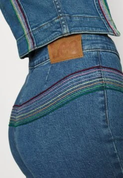 Lee Pride Super Flare - Jean Flare - Mid Rainbow 15 Lee Pride Super Flare - Jean Flare - Mid Rainbow -Lee Boutique 7b3d52b3ba45400cab51dadbb18c0746
