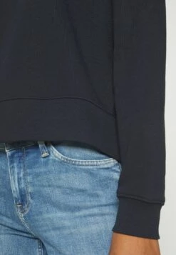 Lee Essential Hoodie - Sweatshirt - Unionall Black 13 Lee Essential Hoodie - Sweatshirt - Unionall Black -Lee Boutique 7e908ff93ad6498f834a76a112a21366