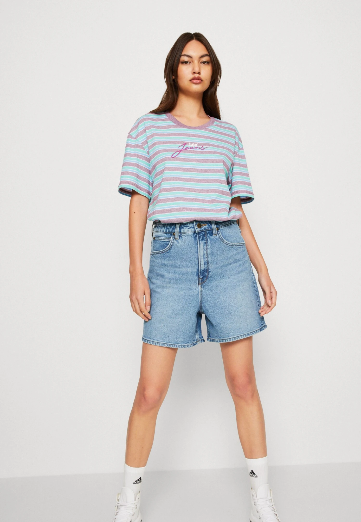 Lee Loose Tee - T-Shirt Imprimé - Orchid 6 Lee Loose Tee - T-Shirt Imprimé - Orchid – Image 4