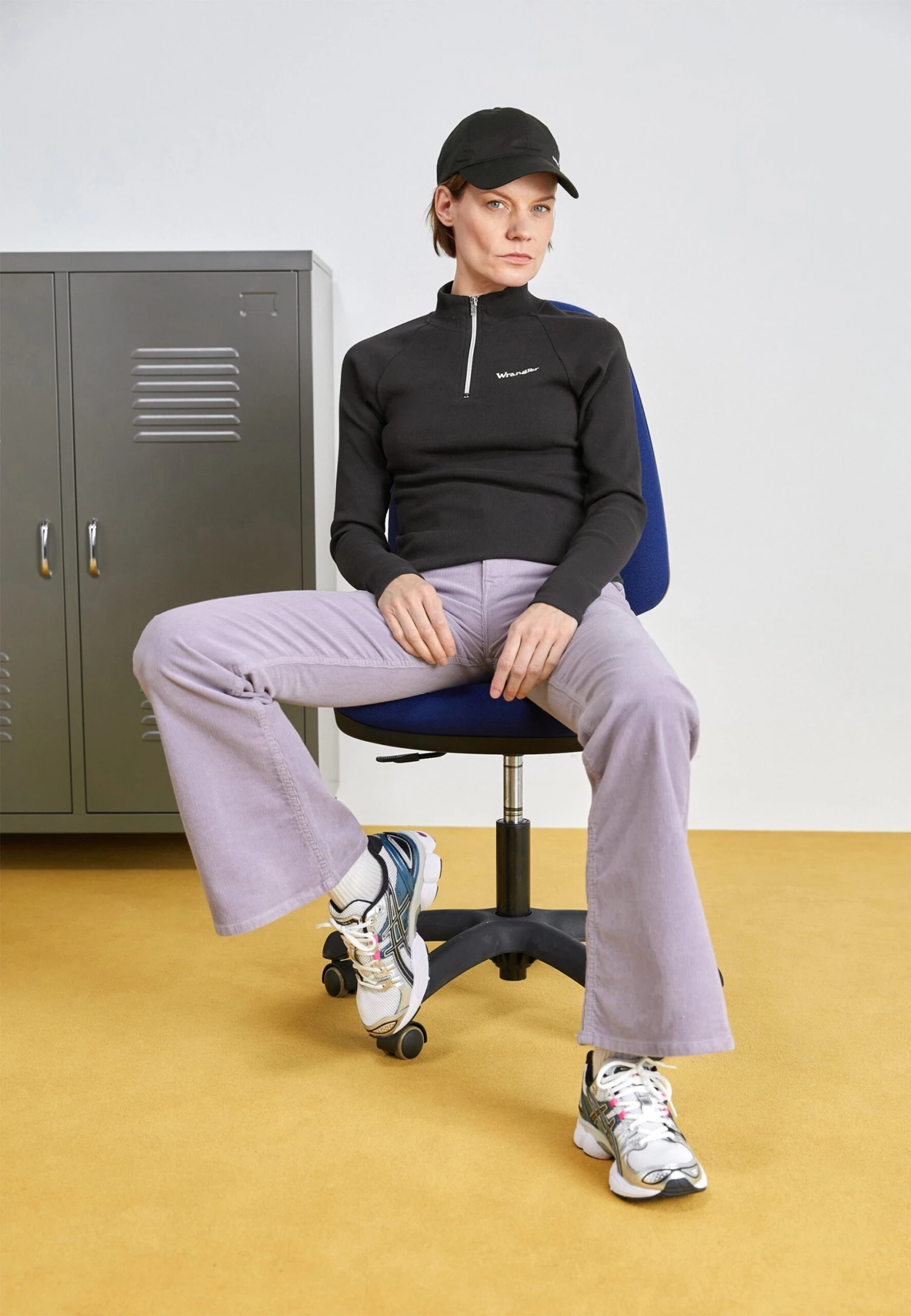 Lee Breese - Jean Flare - Jazzy Purple 4 Lee Breese - Jean Flare - Jazzy Purple – Image 2