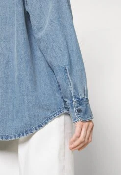 Lee Zip Popover - Chemisier - Universal Blues 17 Lee Zip Popover - Chemisier - Universal Blues -Lee Boutique 9e6e361d500540d5bb16720f0e76b215