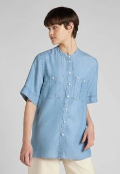 Lee Chemisier - Arctic Ice