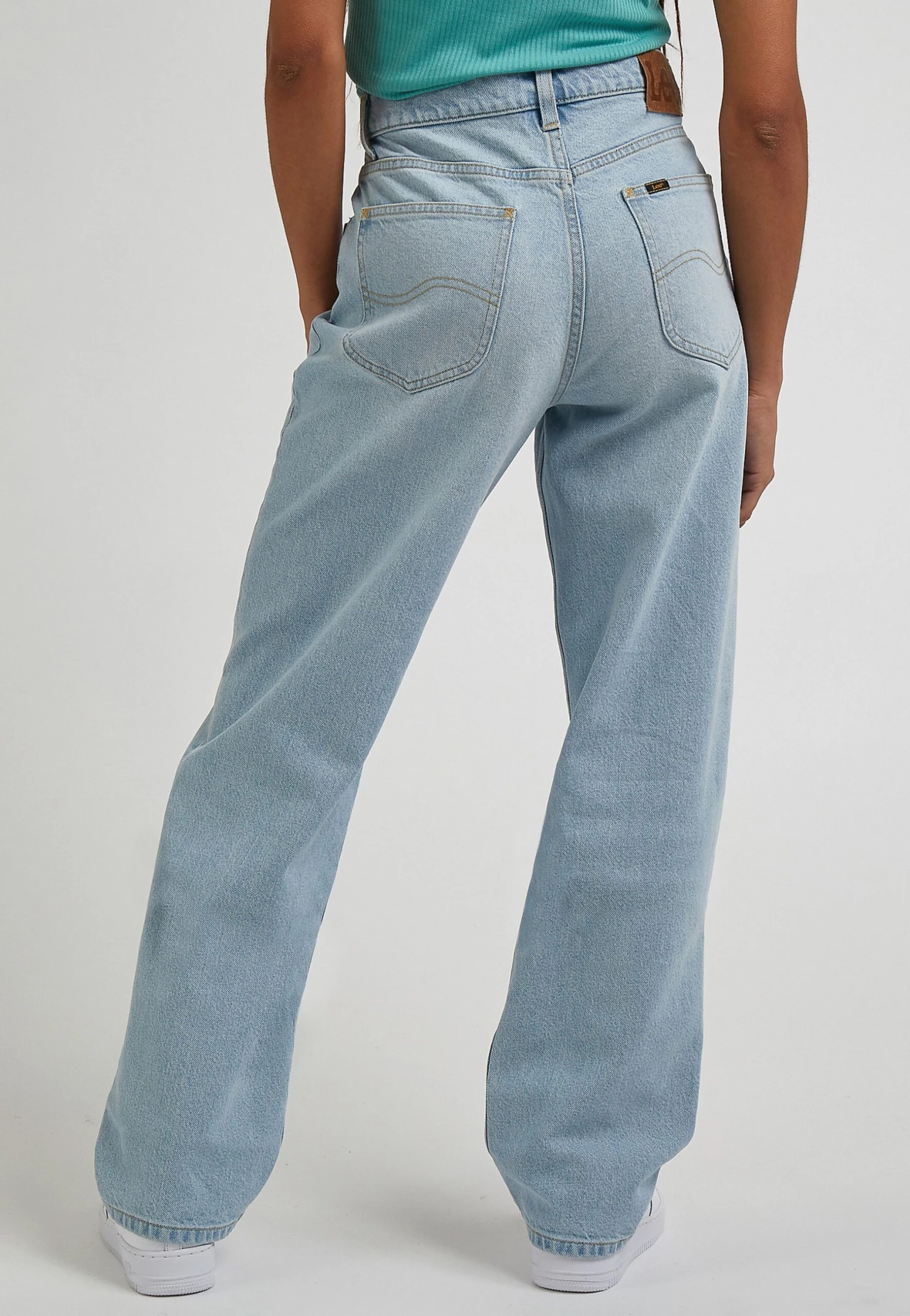 Lee Jane - Jean Droit - Soft Diffused 4 Lee Jane - Jean Droit - Soft Diffused – Image 2