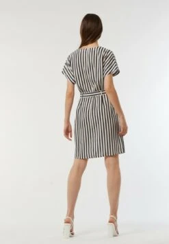 Lee Cooper Luzia - Robe Chemise - Marshmallow 11 Lee Cooper Luzia - Robe Chemise - Marshmallow -Lee Boutique ab1966262f5c4cc58491000f5ca309f2