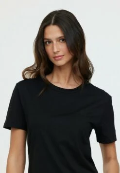 Lee Cooper Adina - T-Shirt Basique - Noir -Lee Boutique abe3d1d38e334fb4b0edc8be9130e223