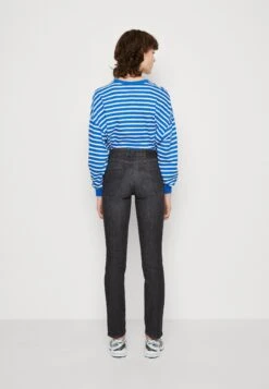 Lee Marion Straight - Jean Droit - Middle Of The Night -Lee Boutique bad99f810e1848b08a6a126cec938261