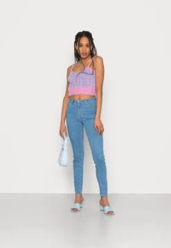 Lee Boutique -Lee Boutique bb286658d6fa4694bb78c2cd6f8cd031