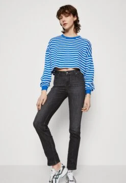 Lee Marion Straight - Jean Droit - Middle Of The Night -Lee Boutique c55f309024044c2ba8c480e6d201560b