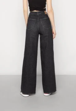 Lee Stella A Line - Jean Boyfriend - Black Denim 10 Lee Stella A Line - Jean Boyfriend - Black Denim -Lee Boutique c7bfea60f3864c7b82f5ef6885ea320d