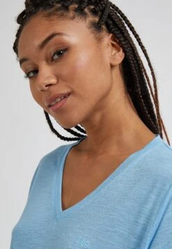Lee V Neck Tee - T-Shirt Basique - Shasta Blue 9 Lee V Neck Tee - T-Shirt Basique - Shasta Blue -Lee Boutique c86b47896d2f49debdc5816516d67d5f