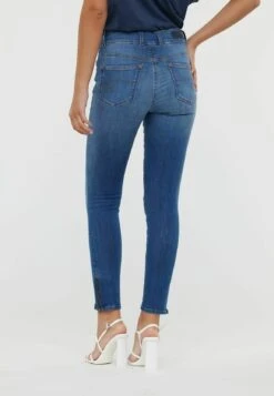 Lee Cooper Lc115F - Jean Slim - Medium Bright Blue 7 Lee Cooper Lc115F - Jean Slim - Medium Bright Blue -Lee Boutique d2697a3160b14fd798f6b515a8364d44