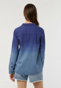 Lee Cooper Dap - Veste En Jean - Tie And Dye 10 Lee Cooper Dap - Veste En Jean - Tie And Dye -Lee Boutique d3905a87926e43eb878a545e4adc35f7