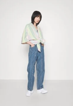 Lee Boutique -Lee Boutique e1fa08d8fe934ae8a02b56183fb93c4e