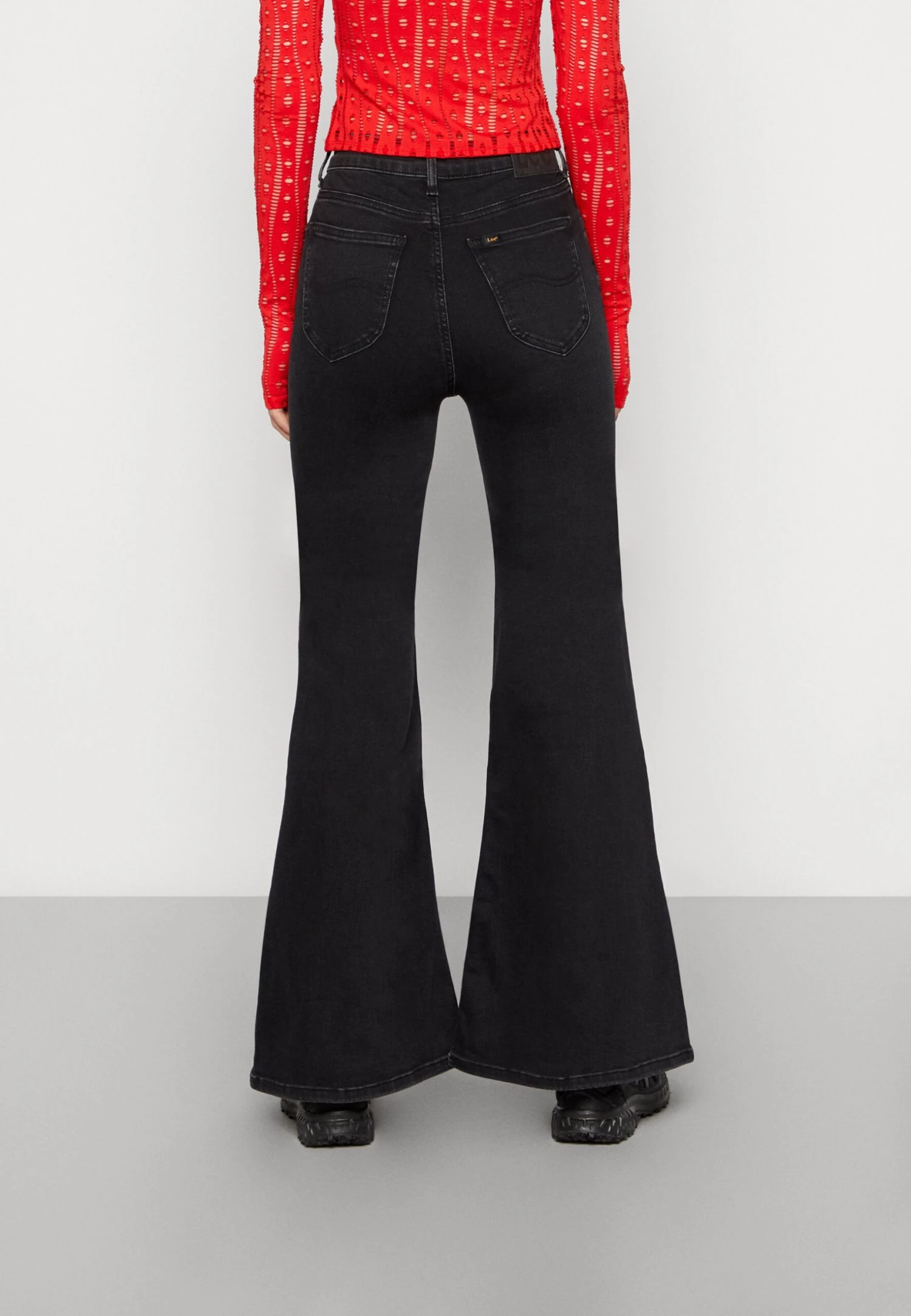 Lee Foreverfit Flare - Jean Flare - Black Avery 5 Lee Foreverfit Flare - Jean Flare - Black Avery – Image 3