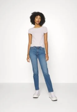 Lee Marion Straight - Jean Droit - Used 14 Lee Marion Straight - Jean Droit - Used -Lee Boutique e8d6835d334d48669eb0240c31ae49d4