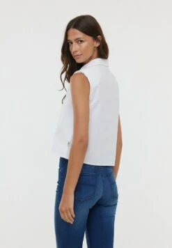 Lee Cooper Delice S - Chemisier - Optic White -Lee Boutique f3f1a3d1c9d64bfd9d3d0e4a925f25ae