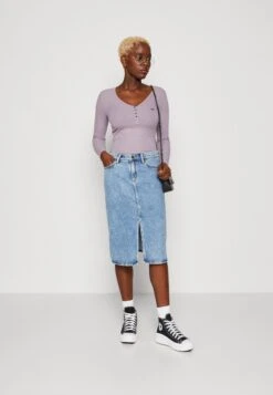 Lee Midi Skirt - Jupe Crayon - Mid Lows -Lee Boutique fb9b0ba2ab56446ca94182cc3a0abc63